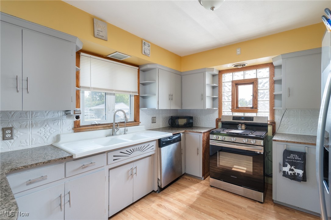 Lorain Stone - Residential