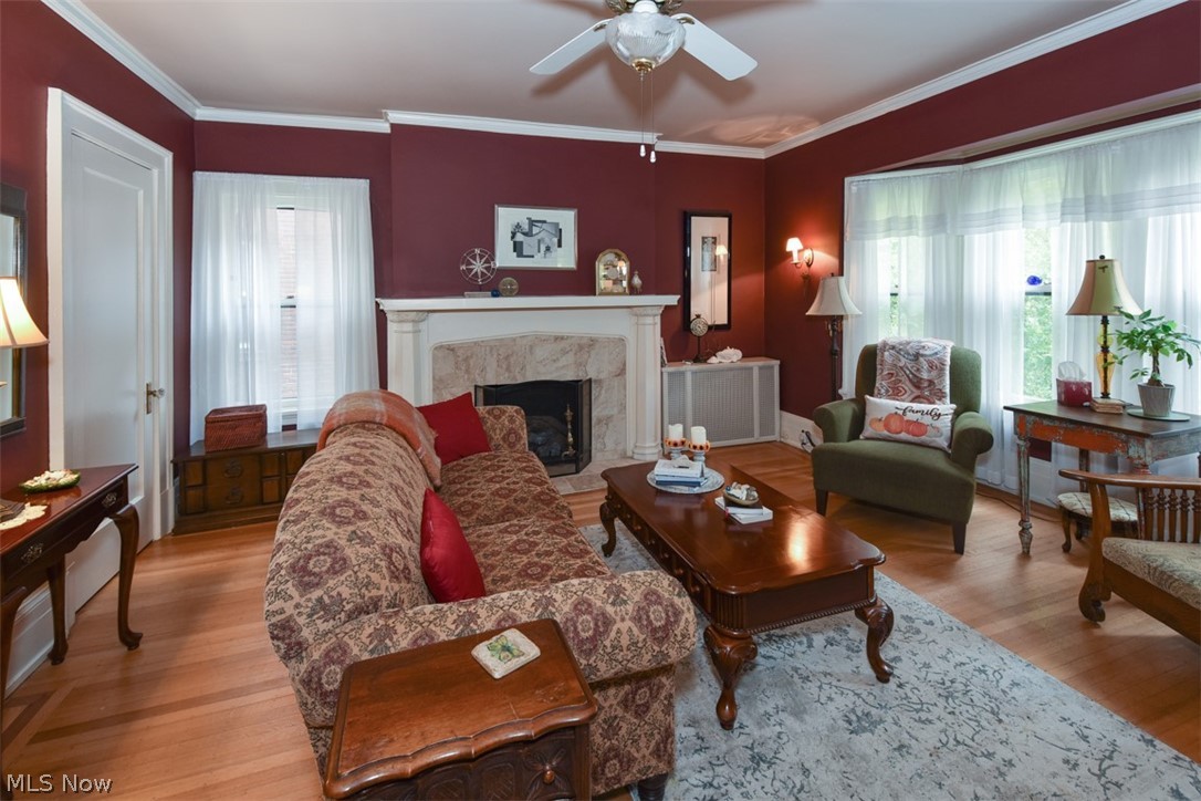 M M Browns - Residential