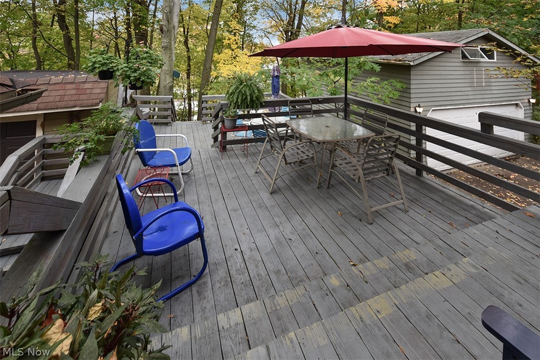 M M Browns - Residential