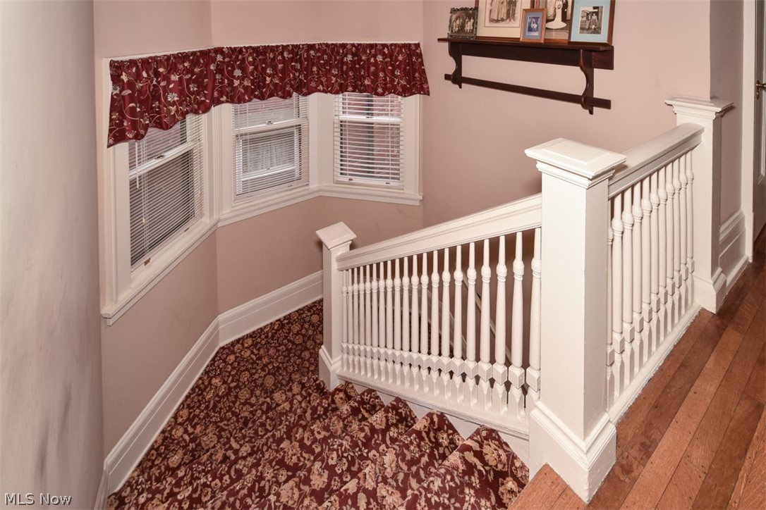 M M Browns - Residential