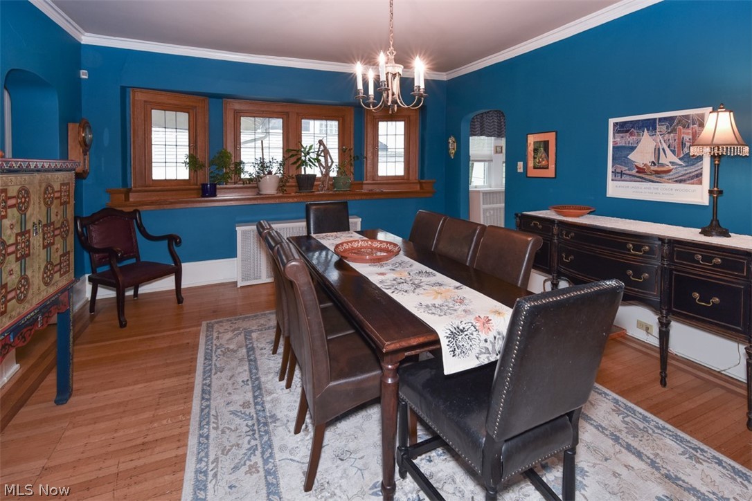 M M Browns - Residential