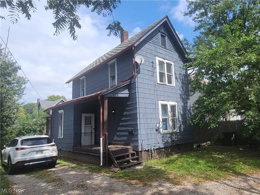 1115 Troy Pl NW presents a 3BR, 1BA property positioned conveniently next to McKinley Memorial Park and close to local amenities including stores and two hospitals. The interior showcases a notable chandelier in the living room, adding a touch of class upon entrance. The spacious kitchen comes equipped with lots of remodeled cabinets, a working gas stove, and a clean refrigerator. Both the interior and exterior of the home have received a fresh coat of paint. The front porch has been remodeled and painted, contributing to the property's curb appeal. The home also features a newly installed hot water heater. Additional amenities include a washer, dryer, sump pump, GFCI outlets, and updated light fixtures. This property stands as a promising investment for those looking to tap into the Canton market. Very recently rented for $700 a month. Online rent estimates: Zillow $1k, Rentometer $800, Redfin $1100. Can also be sold as a package with 1710 4th St NE.