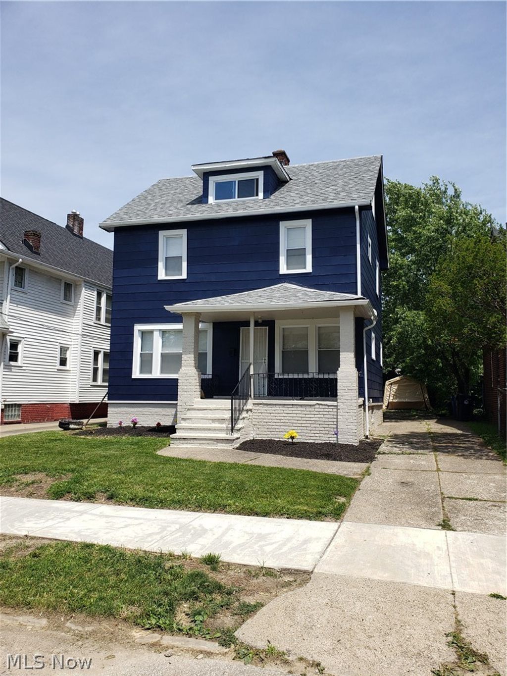 Photo of 4083 E 143rd Street, Cleveland, OH 44128 (MLS # 5195337)