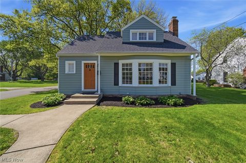 Photo of 158 35th Street NE, Canton, OH 44714 (MLS # 5206777)