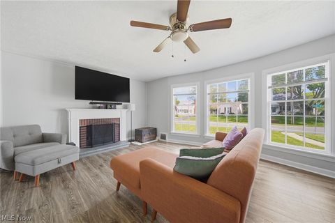 Tiny photo for 158 35th Street NE, Canton, OH 44714 (MLS # 5206777)