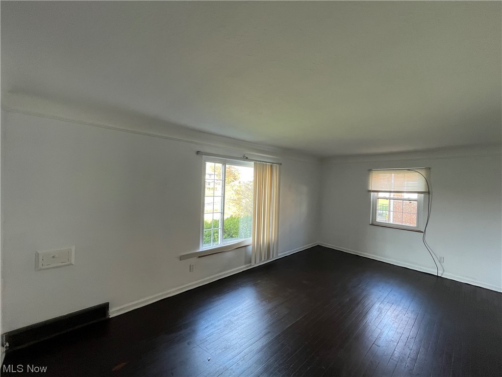 Bungalow - Residential Lease