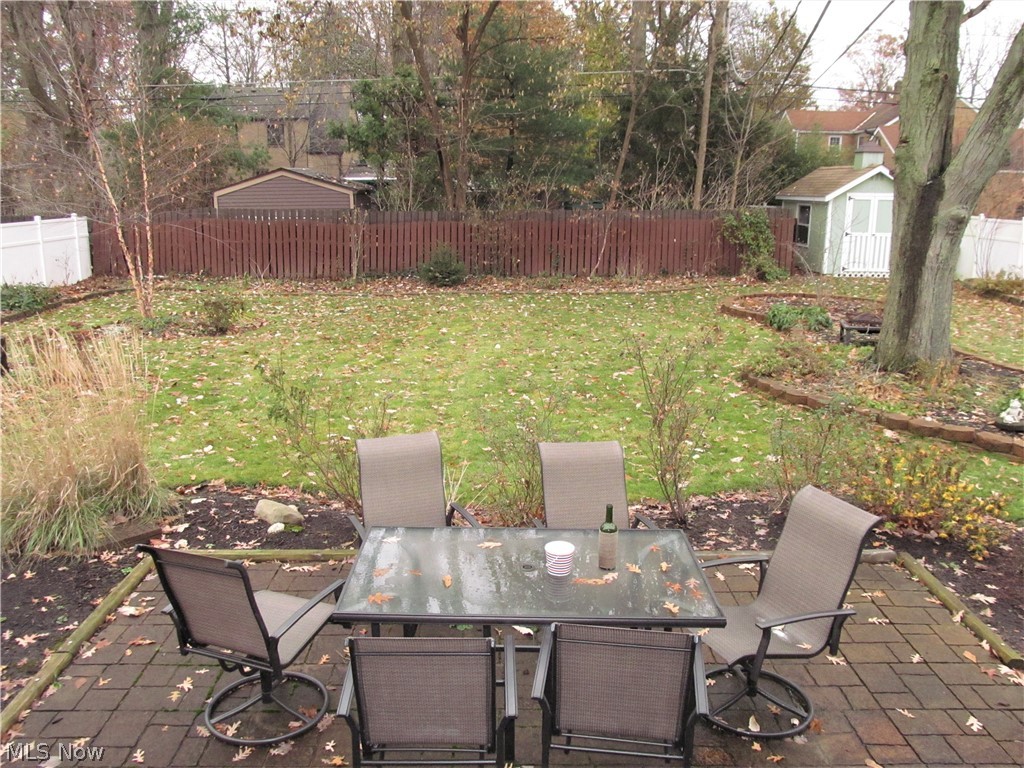 R H Proteaus 01 - Residential