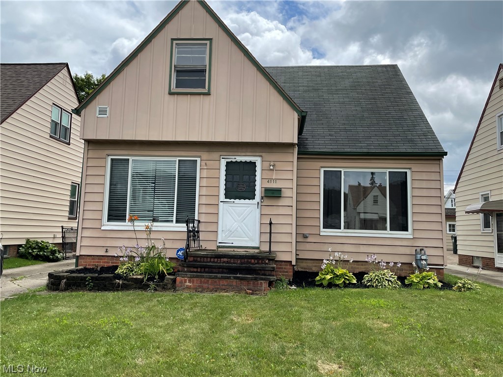 Come see this cozy Cape Cod. The eat-in kitchen is updated with white cabinets, granite countertops, and ceramic flooring. All newer appliances stay with the home. The spacious living room has hardwood floors. There are two bedrooms on the first floor along with a full bath. Upstairs you will find two more bedrooms and an updated full bath. At the top of the stairs is a cedar closet. This house has so much potential. Schedule your appointment today! One year home warranty is included.