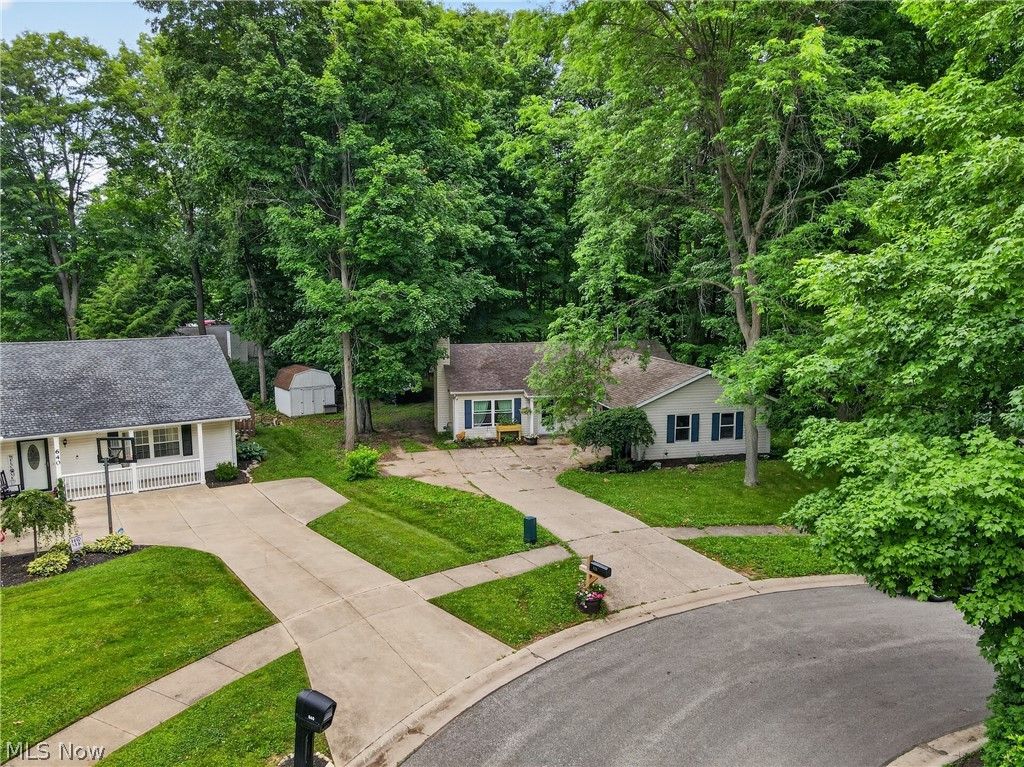 Photo of 628 Park Oval, Madison, OH 44057 (MLS # 5222278)