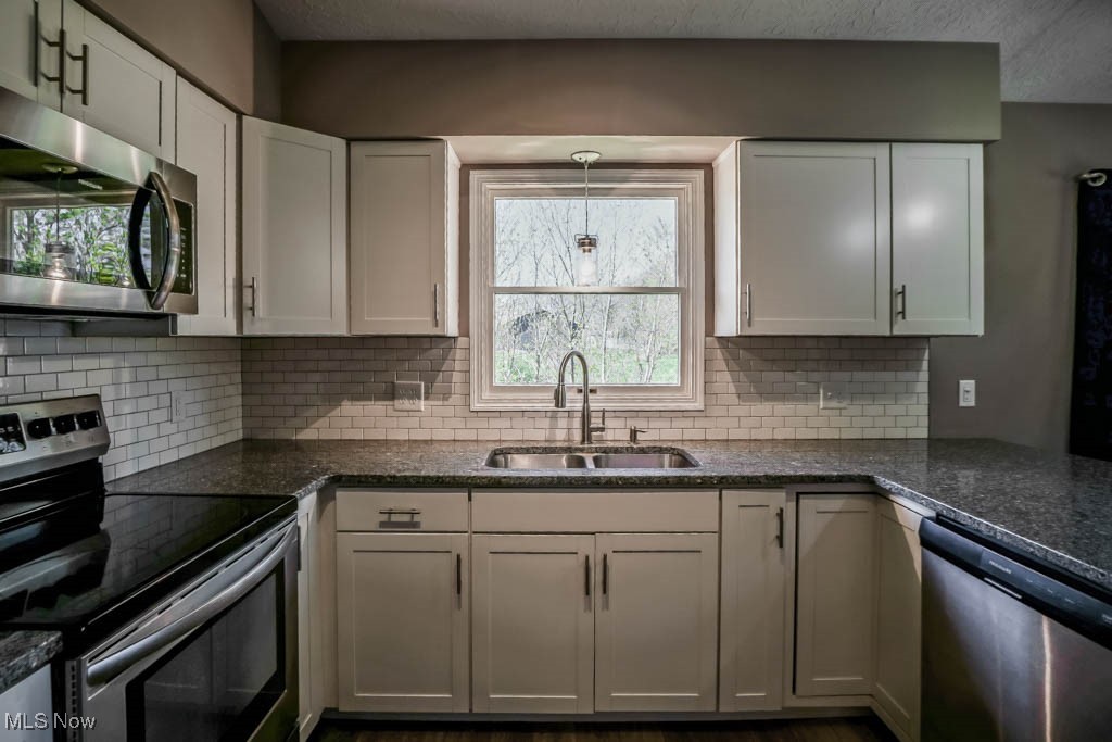 5291 Francesca Street, Louisville, Ohio image 7