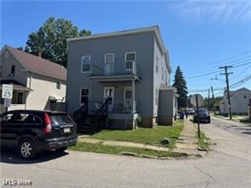 First floor unit. Minimum requirements, 600 credit score, credit and background checks for all adults, no evictions, no felonies, 3x the monthly rent in gross income. Tenant pays ALL utilities. Existing pets negotiable with additional fee (Breed restrictions apply). Application is $40+tax per adult. $695 Security deposit + First months rent due at lease signing. 12 month lease with rent increase to $725 after 6 months.