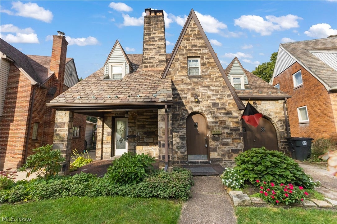 1948 Mccauslen Manor