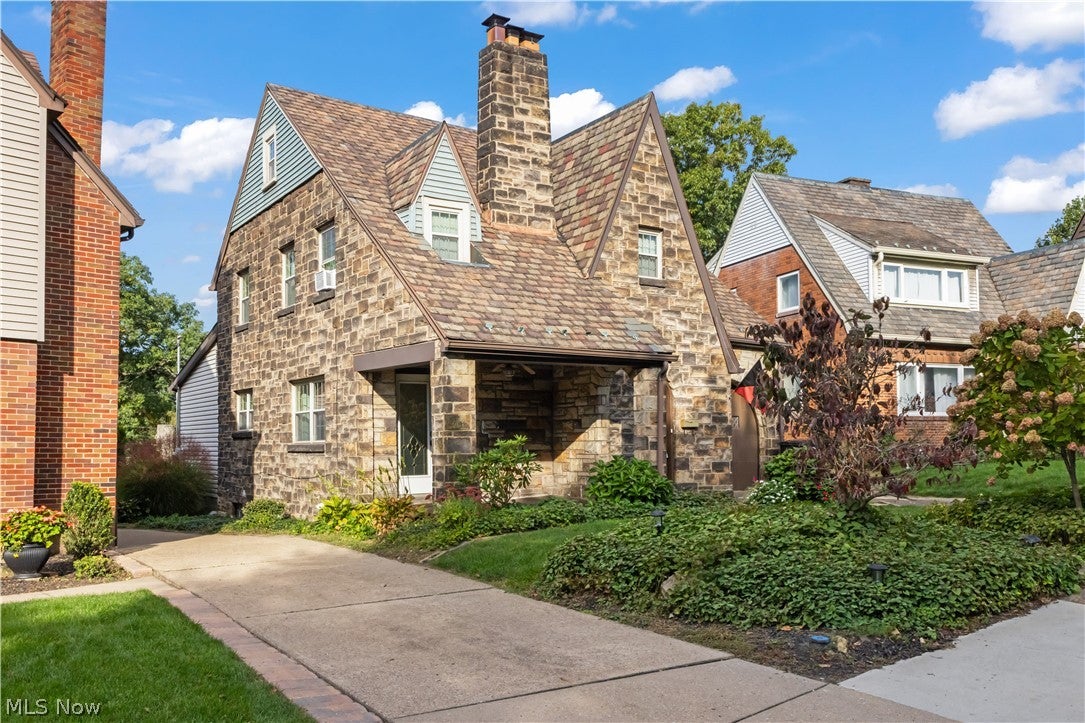 1948 Mccauslen Manor