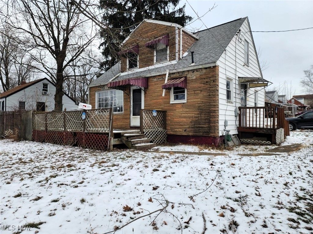 Photo of 1626 13th Street SE, Massillon, OH 44646 (MLS # 5182692)