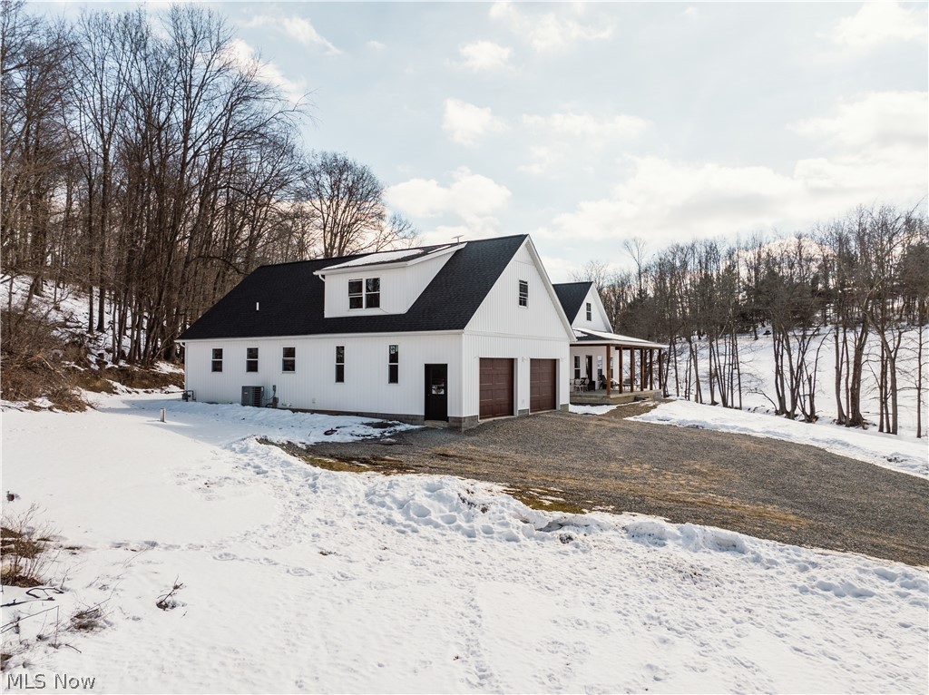 3195 Pleasant Valley Road SW