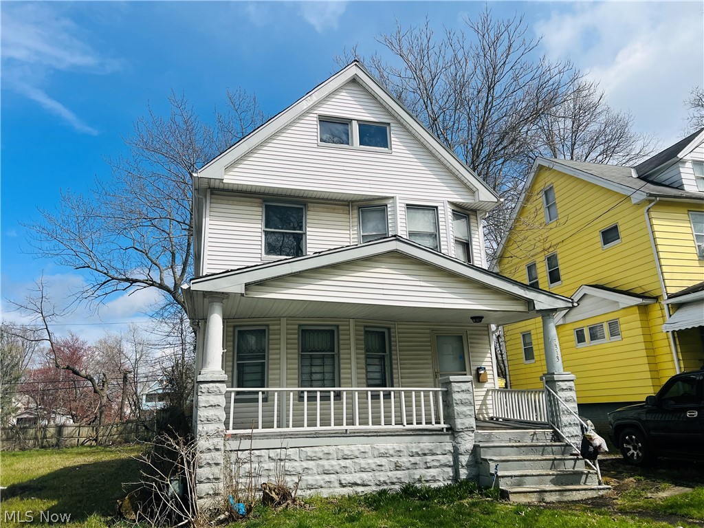 Welcome to this 3 bedroom, 1 bathroom single family. This home is rent ready and would be excellent to add to an investor's portfolio. The first floor has a nice size living room, dining room, kitchen, a full bathroom, and one bedroom conveniently located on the first floor. The interior has been freshly painted home. The mechanicals 100 AMP electrical panel, good furnace, water tank (2020), and this home has vinyl siding. The seller is selling this property "as-is" and will not make any repairs. Cash Offers Only!