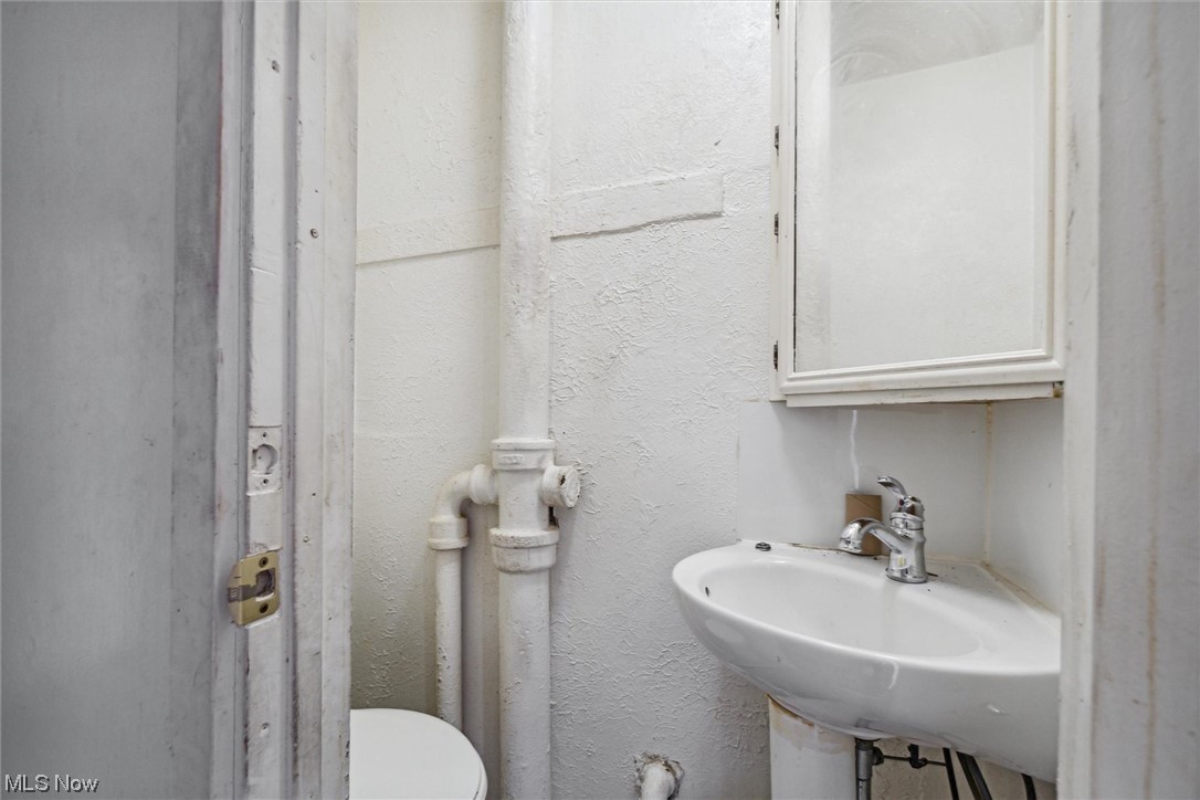 Moses Fish - Residential Income