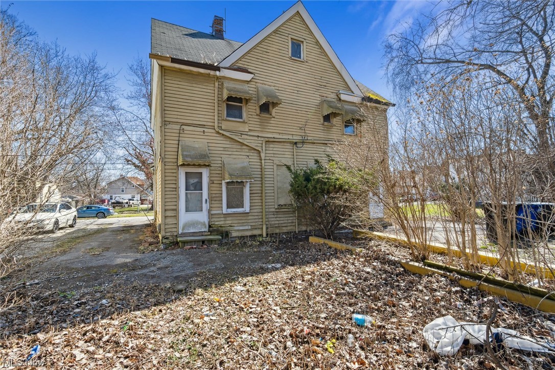 Moses Fish - Residential Income