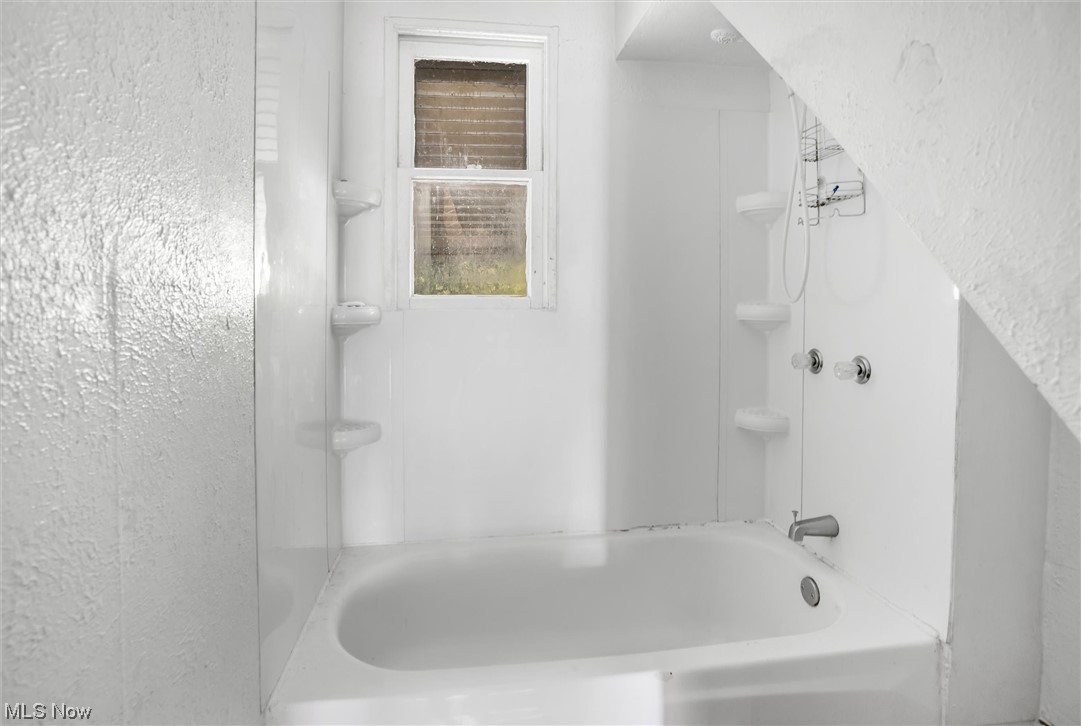 Moses Fish - Residential Income