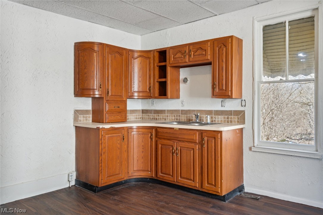 Moses Fish - Residential Income