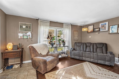 Tiny photo for 2319 26th Street, Cuyahoga Falls, OH 44223 (MLS # 5254975)