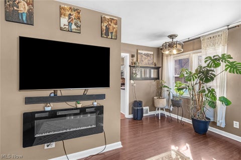 Tiny photo for 2319 26th Street, Cuyahoga Falls, OH 44223 (MLS # 5254975)