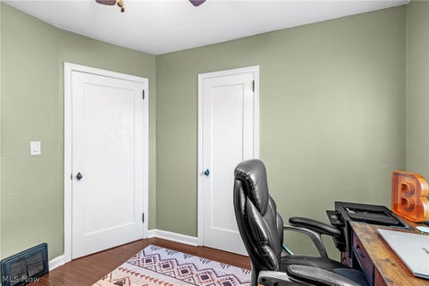 Tiny photo for 2319 26th Street, Cuyahoga Falls, OH 44223 (MLS # 5254975)