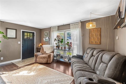 Tiny photo for 2319 26th Street, Cuyahoga Falls, OH 44223 (MLS # 5254975)