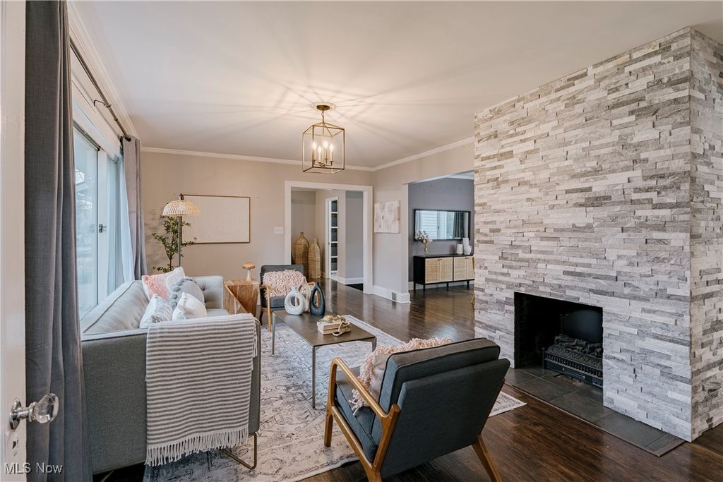 Photo of 5243 Oakmont Drive, Lyndhurst, OH 44124 (MLS # 5167259)