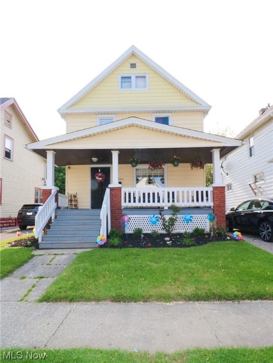 come take a look at this very well Maintained 3 bedroom Colonial. New furnace (2022), 7 year old roof, 7 year old windows, 7 year old hot water tank, previous seller noted that The Central Air work has been done in the home, It Just needs A central air Condenser unit. This Home comes with Washer and Dryer. Call for your tour today. All potential buyers must be pre-approved for all showings.! Property back on market due to buyers financing falling through right before closing. Home inspection was completed and an FHA home appraisal has been done and was appraised at List Price Value.