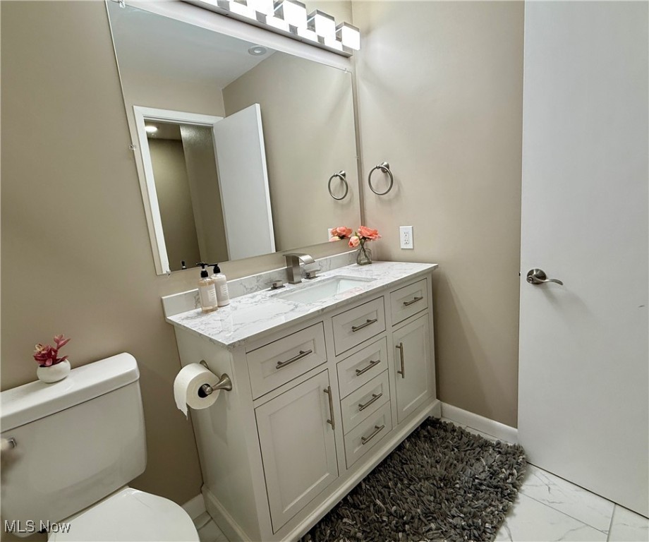 105 Cherry Valley Drive, Amherst, Ohio image 21