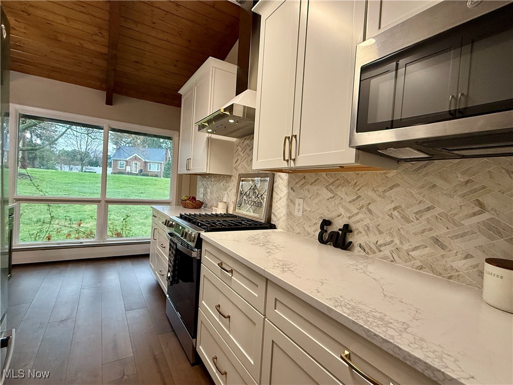105 Cherry Valley Drive, Amherst, Ohio image 7