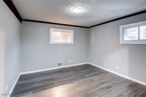 Tiny photo for 19819 Drake Road, Strongsville, OH 44149 (MLS # 5180205)