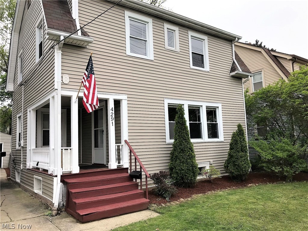 Welcome to this charming three bedroom, two full bath colonial. An amazing updated kitchen offers stainless steel appliances, new hood vent 2019, counter space and freshly painted cabinets for all your storage needs, plus a window over the sink to a view of the beautiful backyard. The kitchen opens to the family room which has nice size windows to let the natural light shine through, the dining room has an easy and natural flow for entertaining. The upstairs offers three bedrooms with new carpet 2013 and closet space, and a full bathroom. The lower level has a full bath and area for storage, and offers so many more possibilities. There are built in shelves off of the hallway leading to the back door. The backyard is a good size and offers a chain link fence, there is a detached one car garage. Many updates include windows, siding 2010, new blow in insulation 2013, electric panel 2015, new water line 2015, hot water tank 2013 and the home was freshly painted through out in 2019.