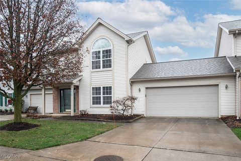 15973 Lakeview Terrace, Middleburg Heights, OH 44130 - #: 5090104