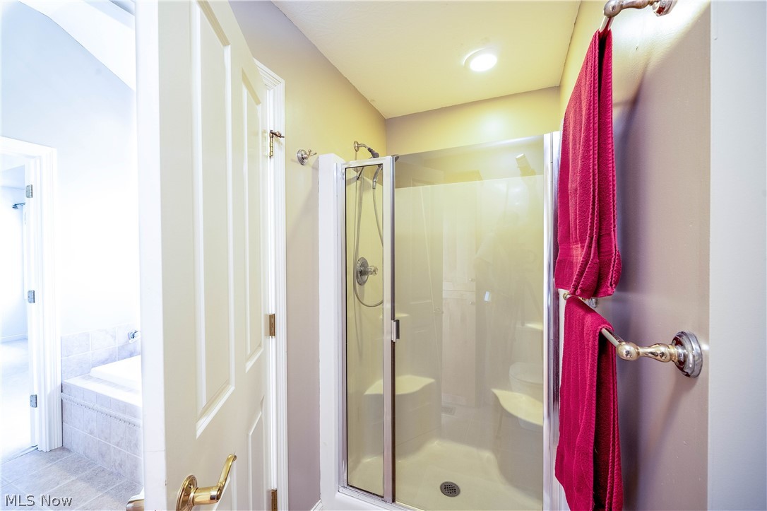 Forest Lakes - Residential