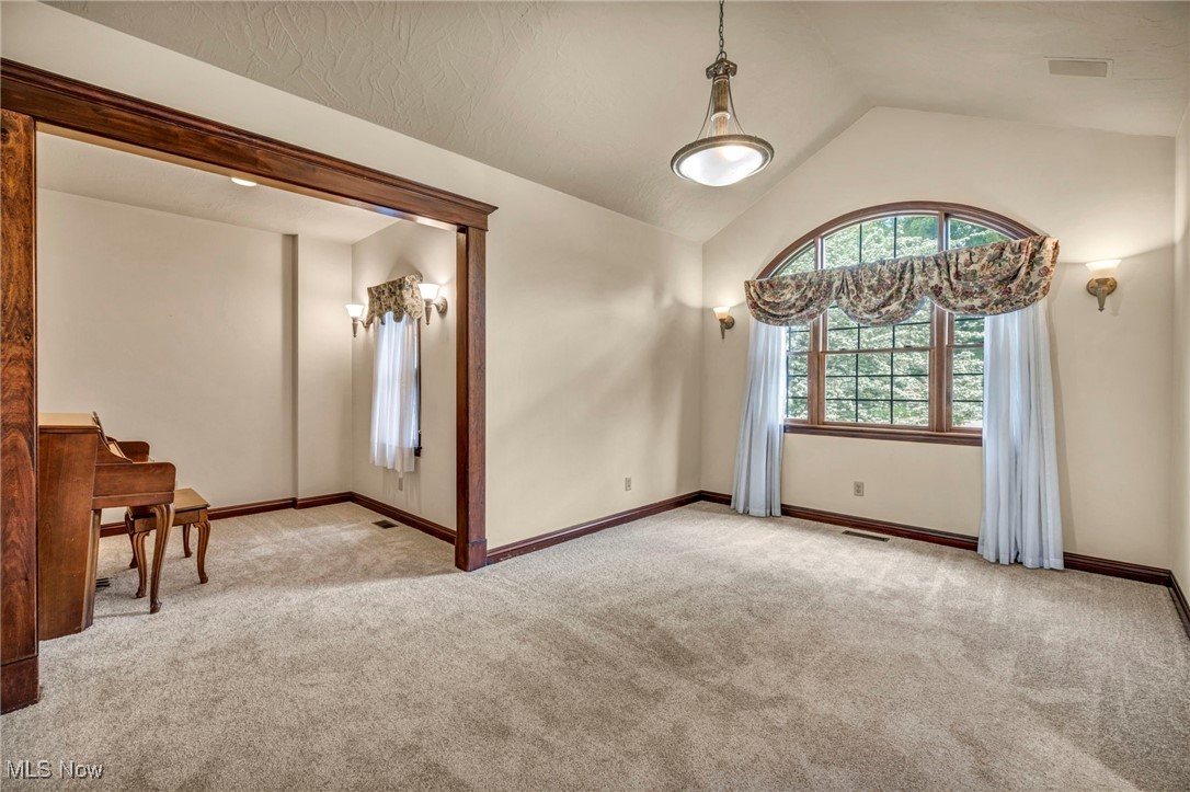 8584 Soames Court, Massillon, Ohio image 18