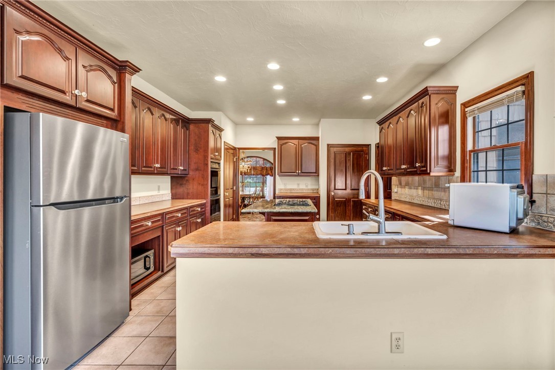 8584 Soames Court, Massillon, Ohio image 13