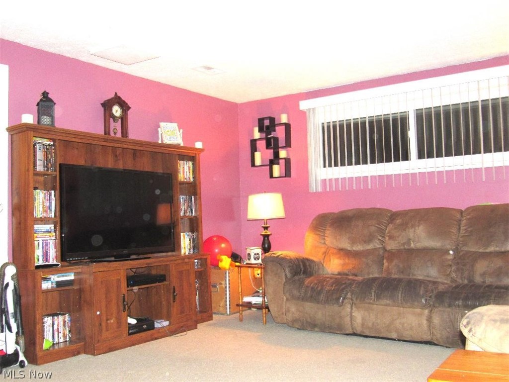 Briar Root Manor - Residential