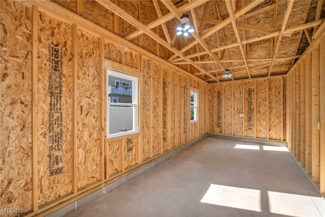 Girard Cos 01 - Residential