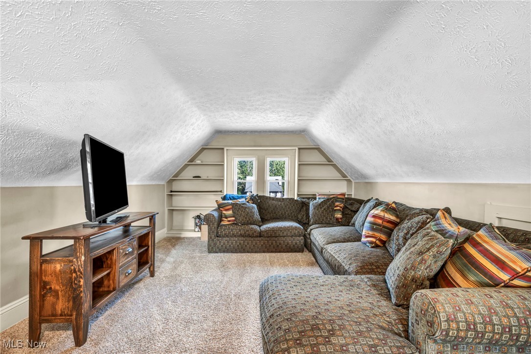 Girard Cos 01 - Residential