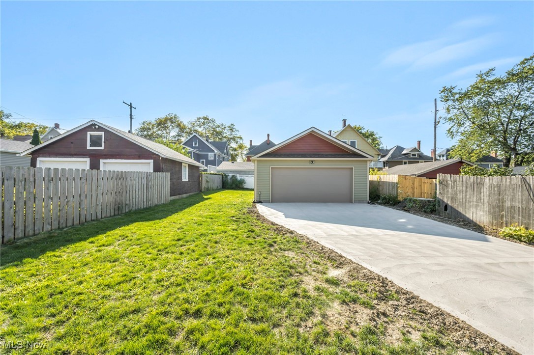 Girard Cos 01 - Residential