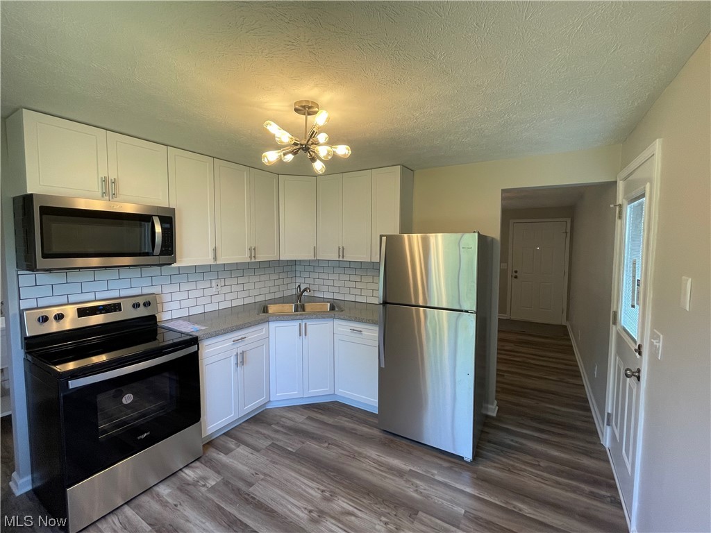 Highview Park Sub #2 - Residential Lease