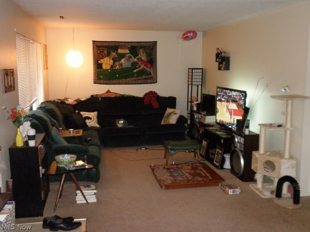 Stow - Residential Income