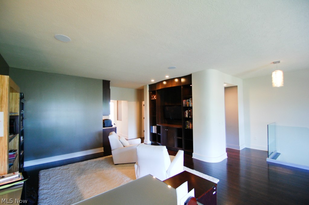 Astor Place - Residential