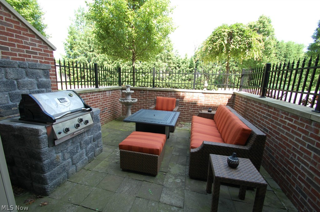 Astor Place - Residential