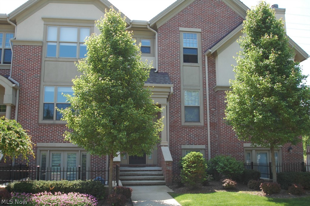 Astor Place - Residential