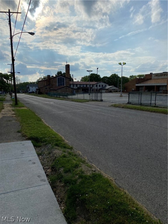 East Youngstown Land & Improve - Residential
