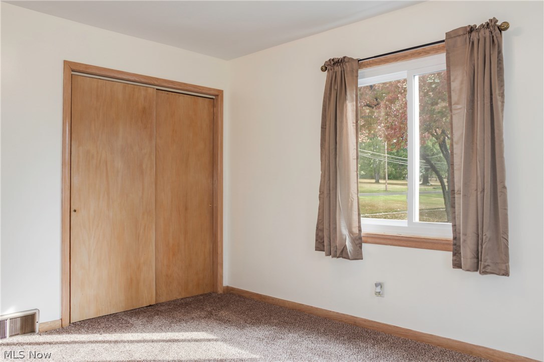 Arlington Waterloo Acres - Residential Lease