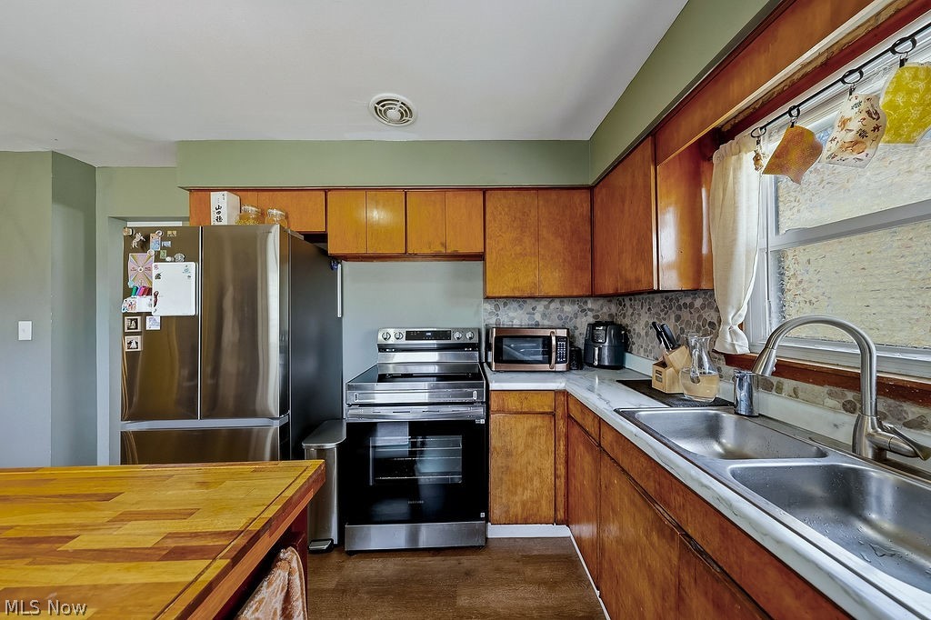 Eastwood - Residential